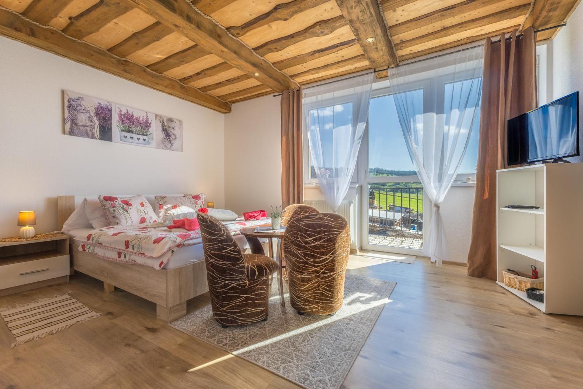 Privat Na Vrsku Homestay *